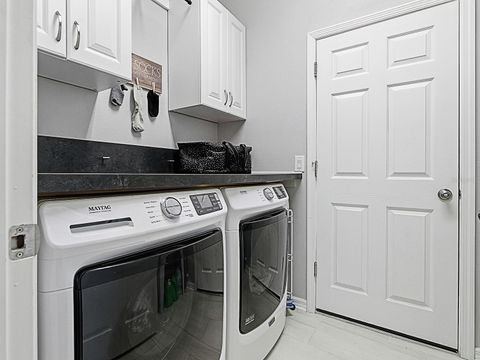 Tiny photo for 417 Blue Cypress Drive, Groveland, FL 34736 (MLS # G5106247)