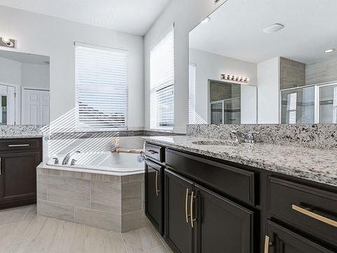 Tiny photo for 417 Blue Cypress Drive, Groveland, FL 34736 (MLS # G5106247)