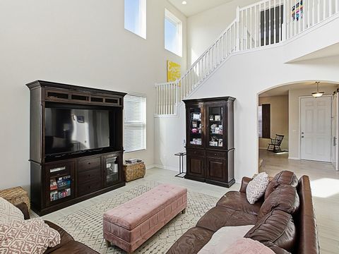 Tiny photo for 417 Blue Cypress Drive, Groveland, FL 34736 (MLS # G5106247)