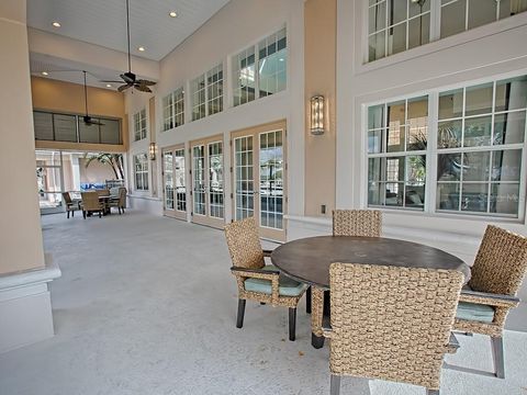 Tiny photo for 417 Blue Cypress Drive, Groveland, FL 34736 (MLS # G5106247)