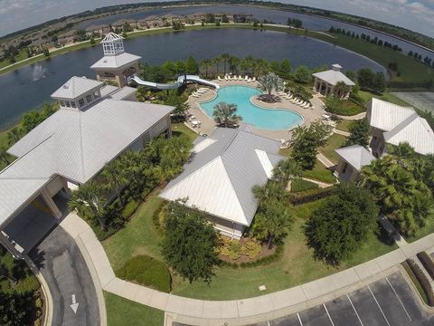 Tiny photo for 417 Blue Cypress Drive, Groveland, FL 34736 (MLS # G5106247)