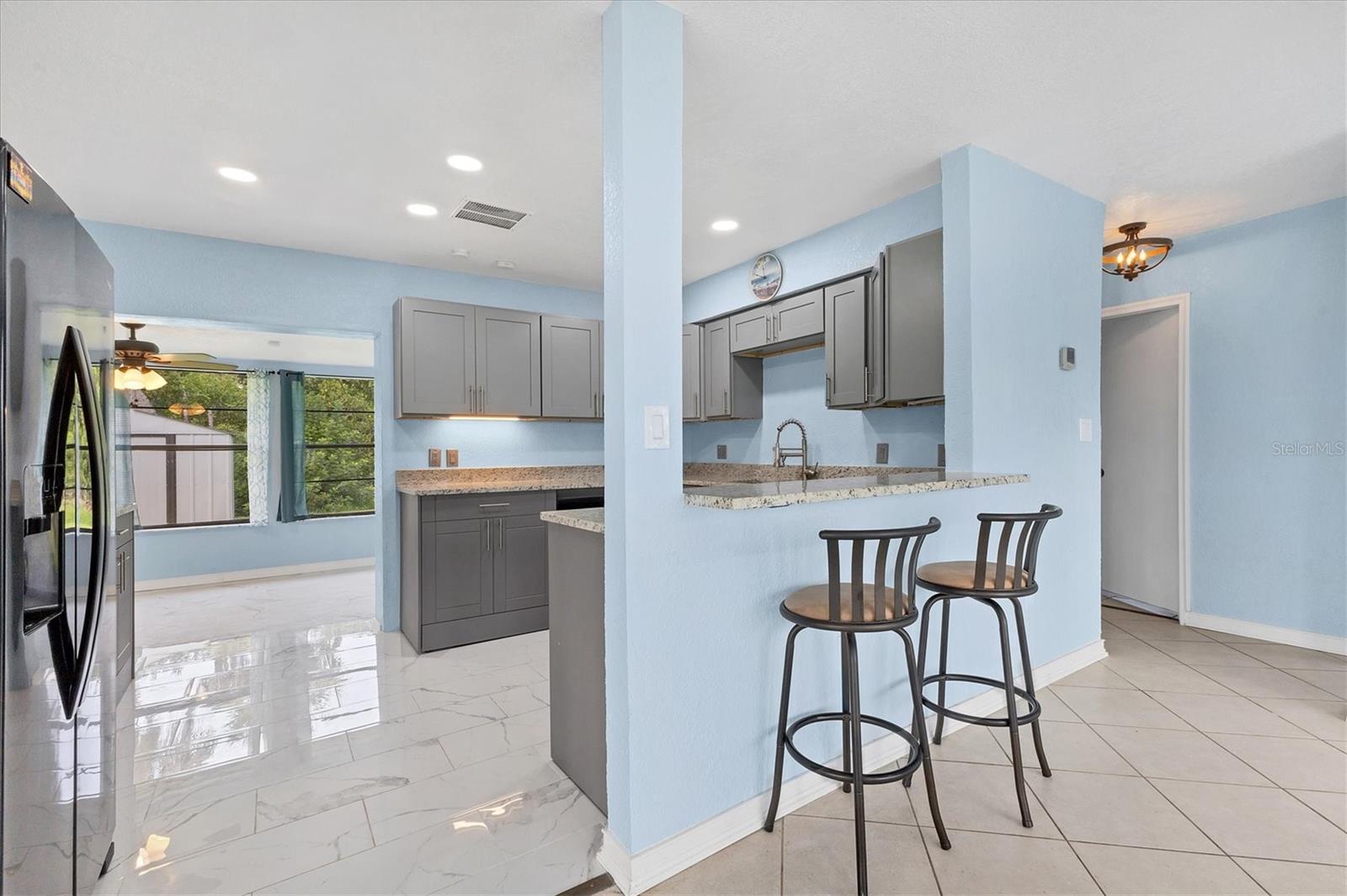 PLAMORE SUB - Residential