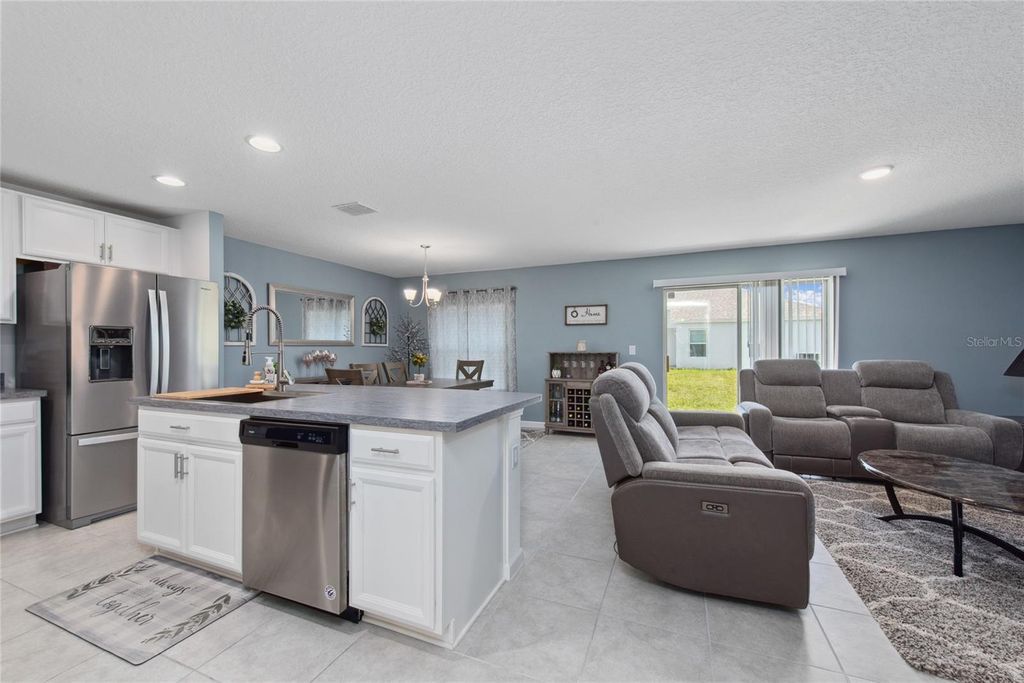 Photo of 723 Jefferson Street, Davenport, FL 33837 (MLS # O6367717)