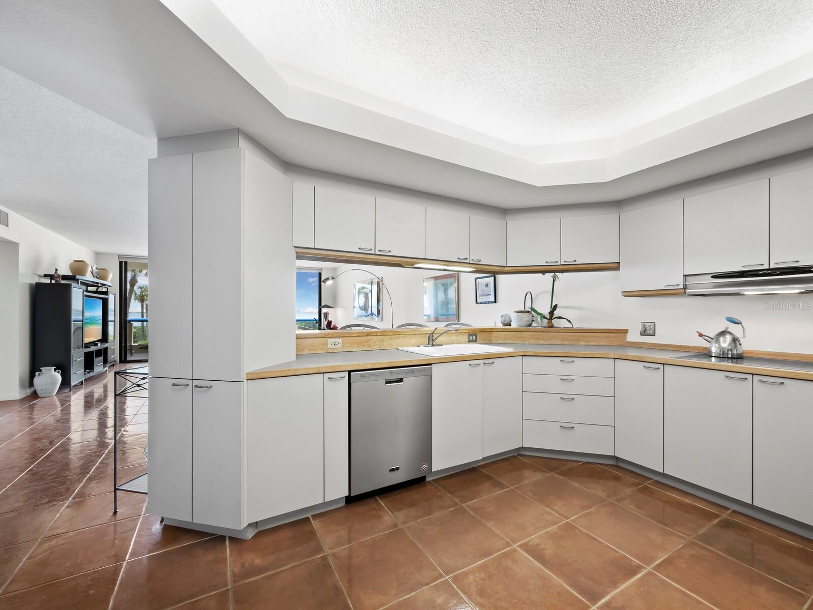 FAIRWAY BAY 3 - Residential