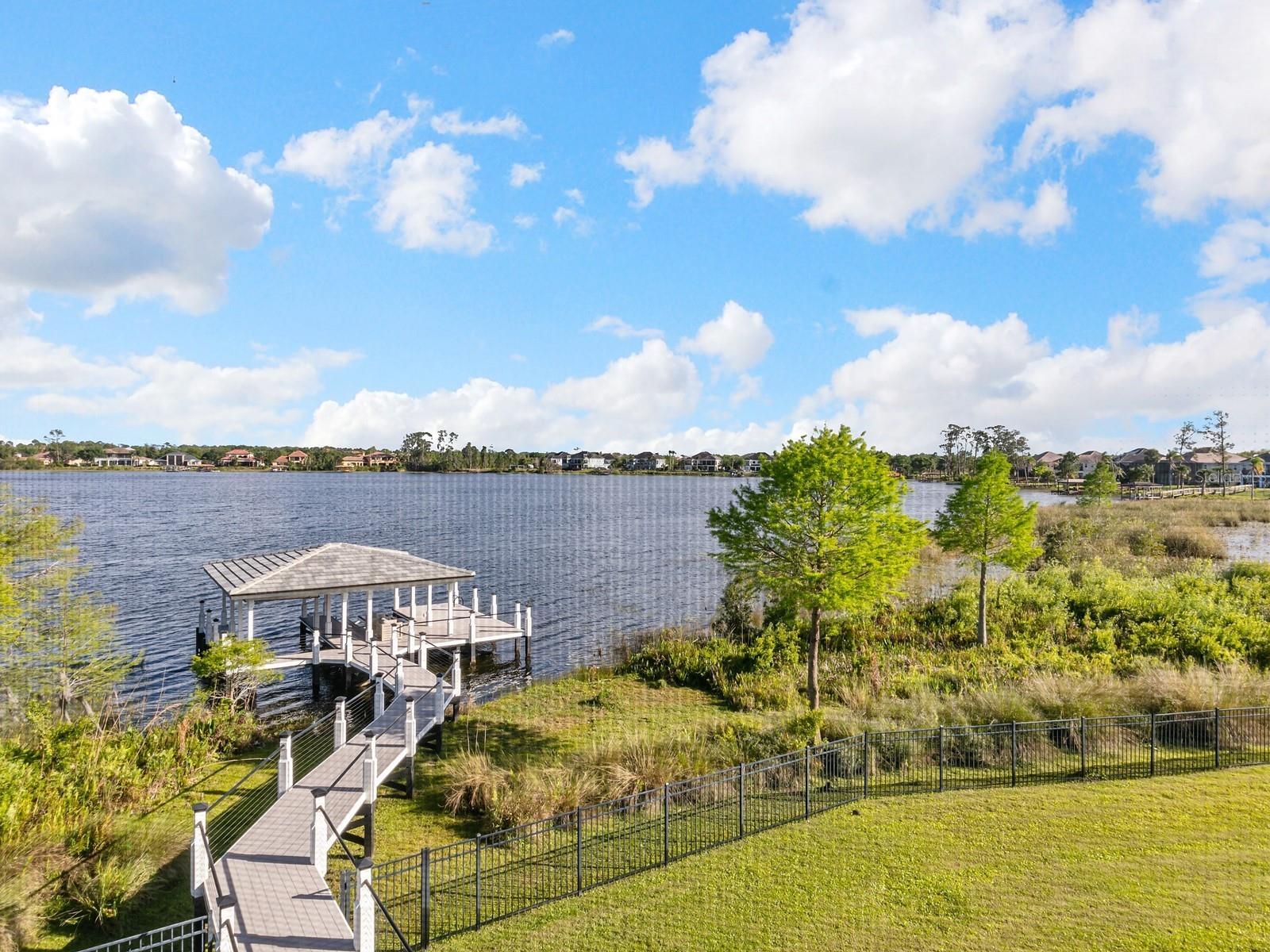 CASA DEL LAGO REP - Residential