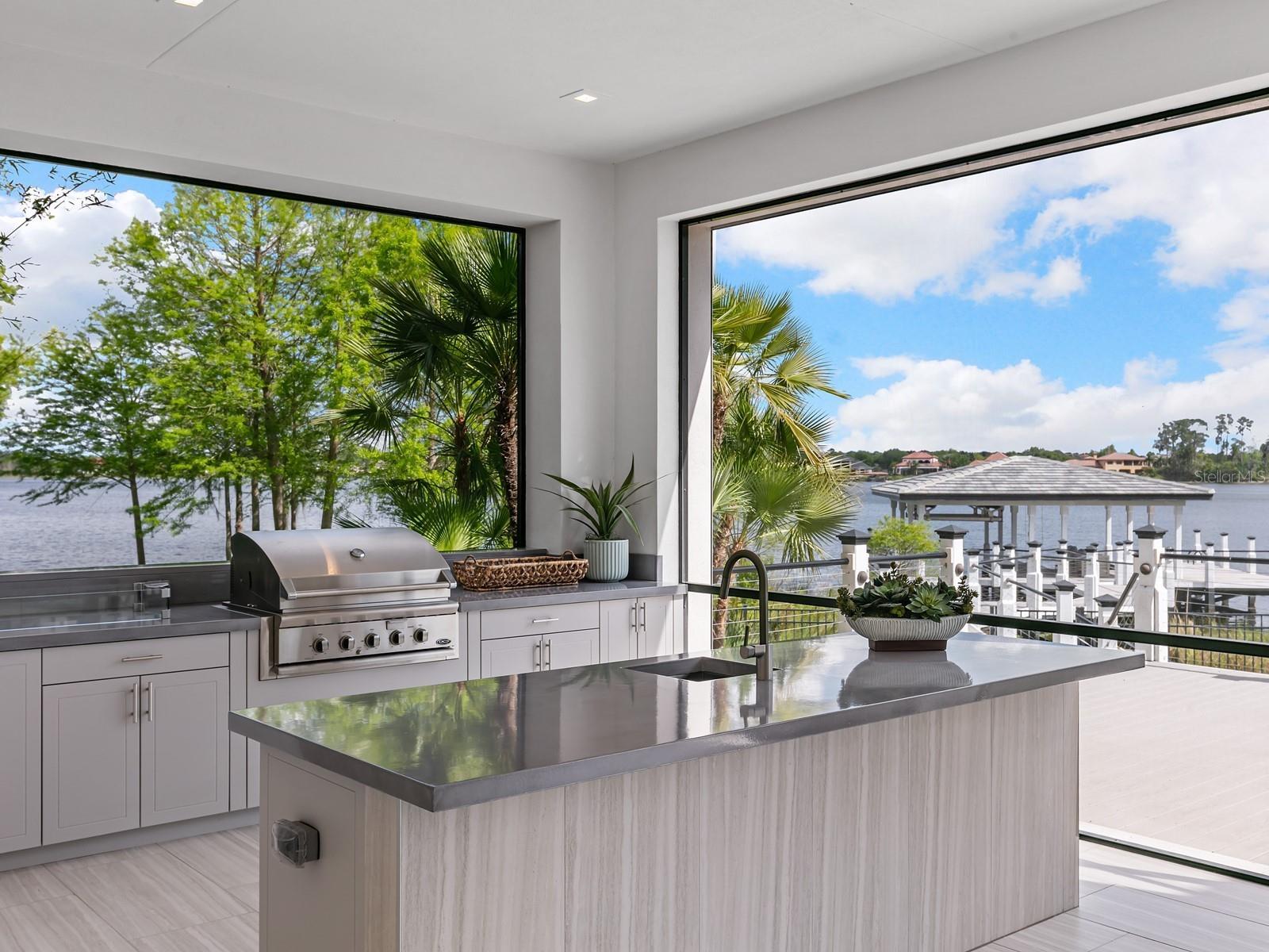 CASA DEL LAGO REP - Residential