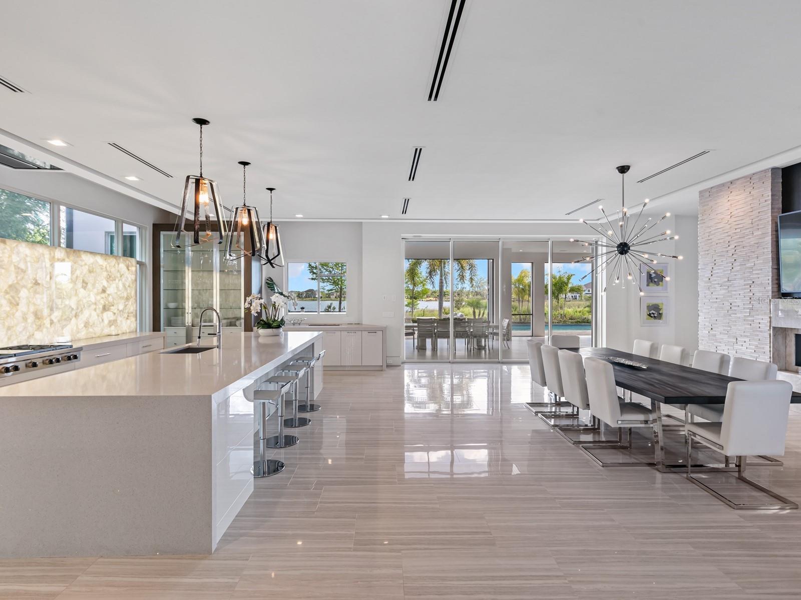 CASA DEL LAGO REP - Residential