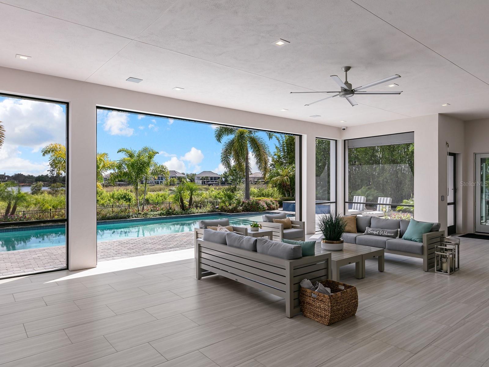 CASA DEL LAGO REP - Residential