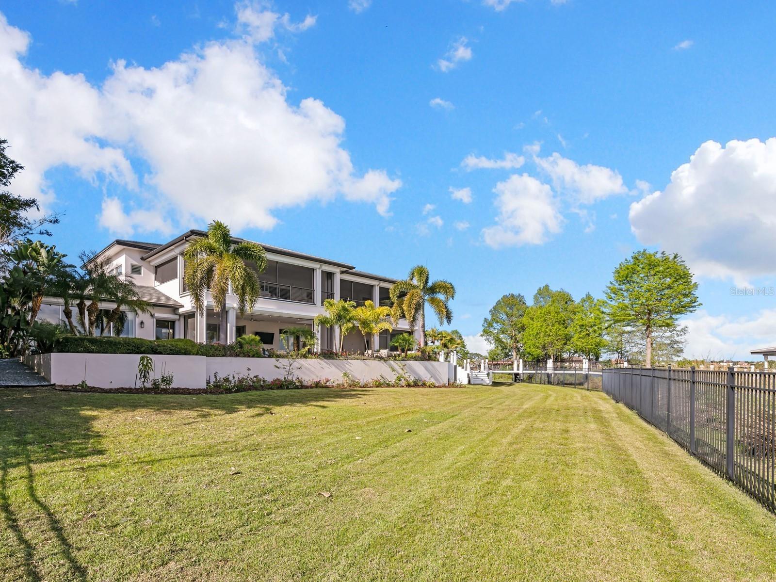 CASA DEL LAGO REP - Residential