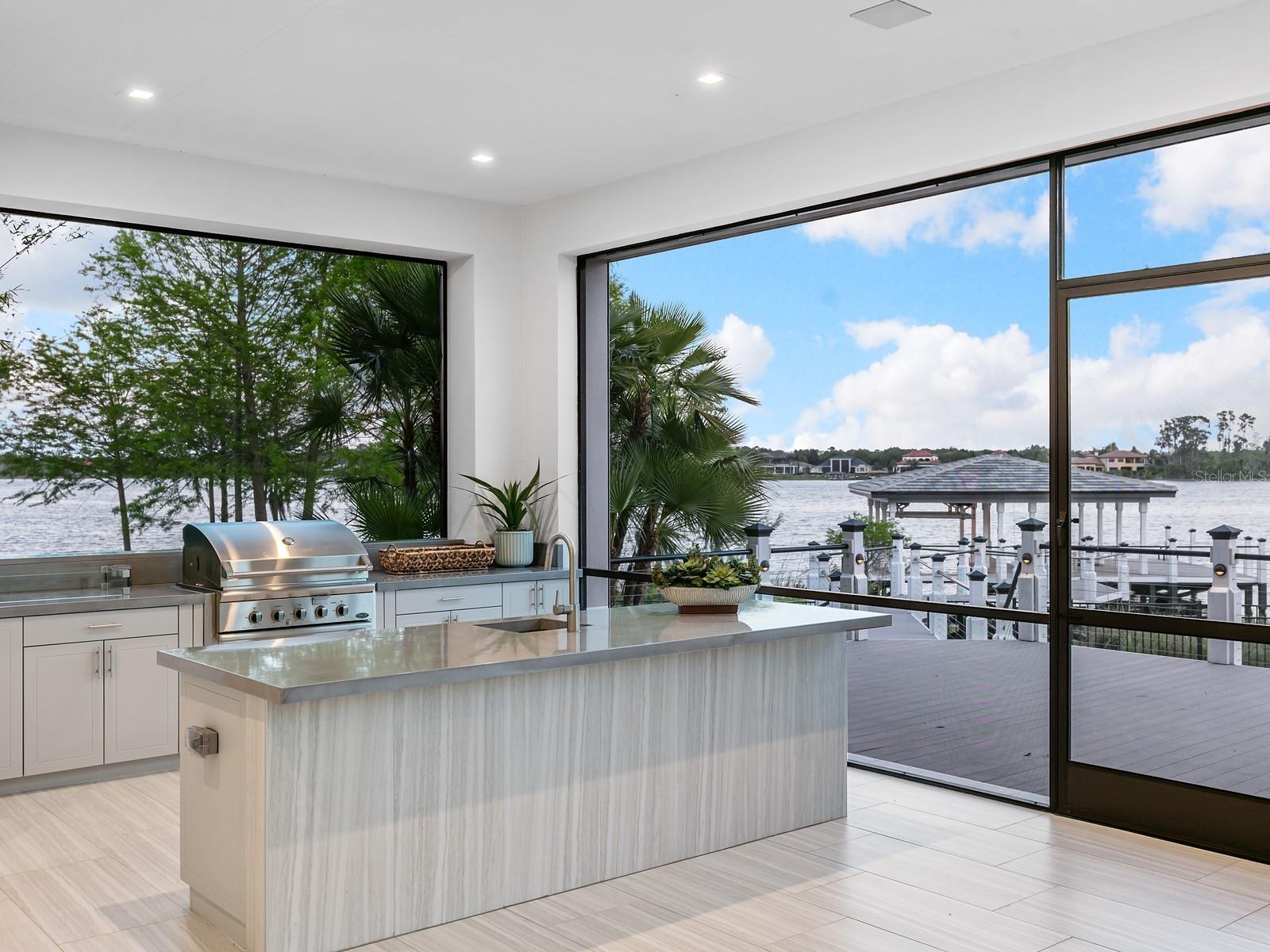 CASA DEL LAGO REP - Residential