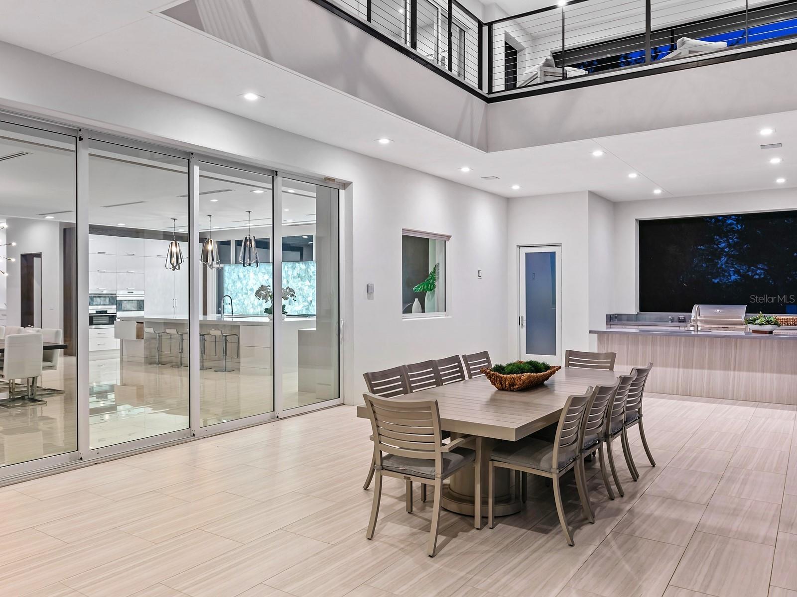 CASA DEL LAGO REP - Residential