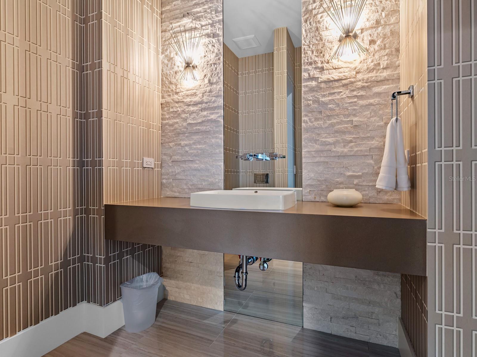 CASA DEL LAGO REP - Residential