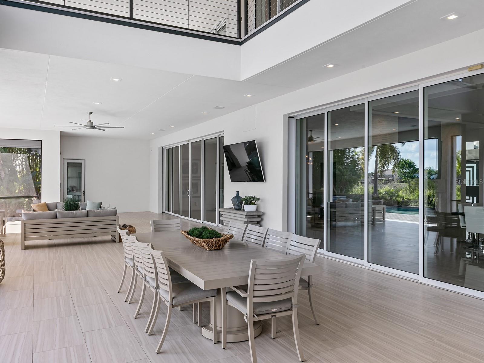 CASA DEL LAGO REP - Residential