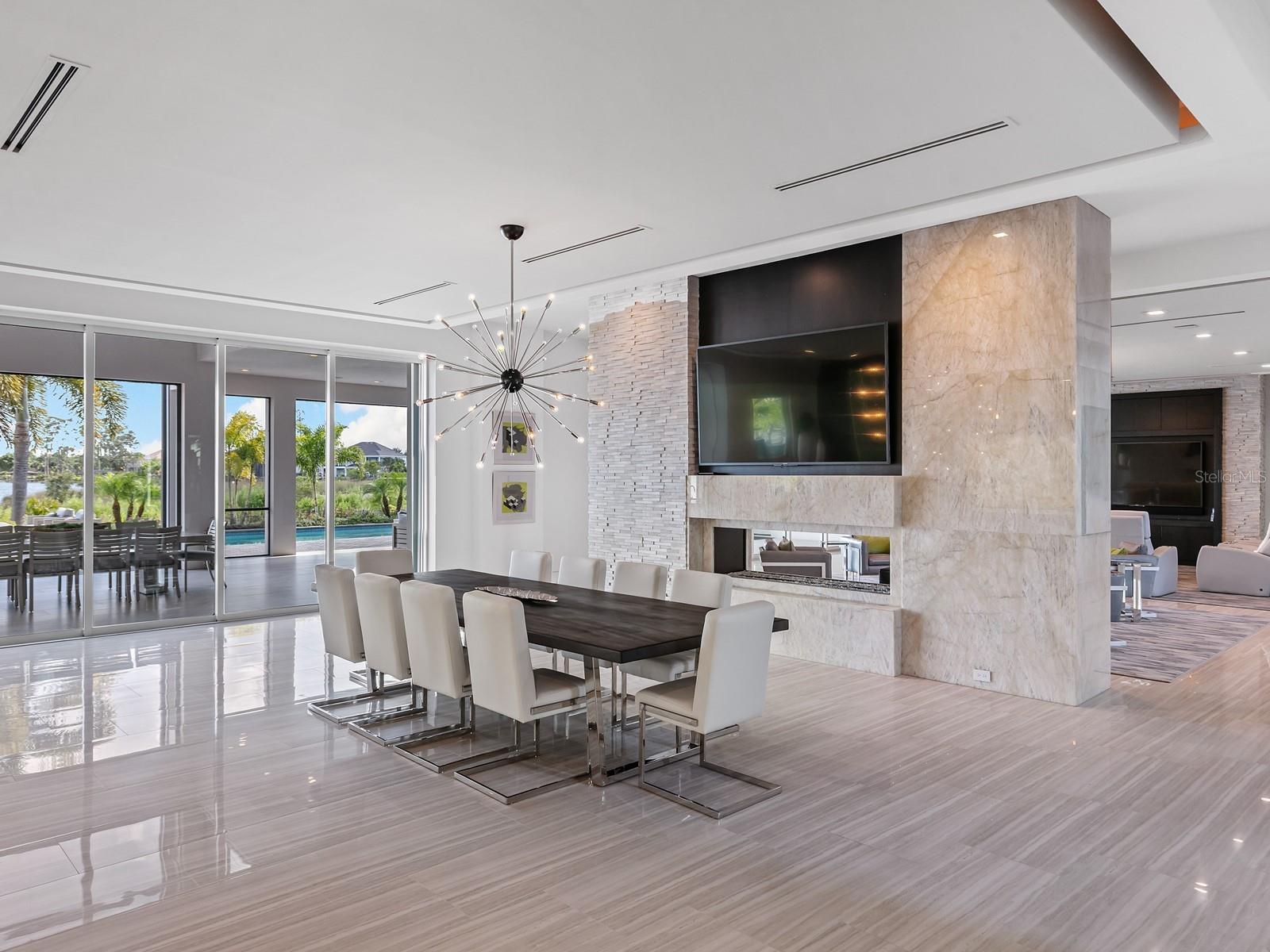 CASA DEL LAGO REP - Residential