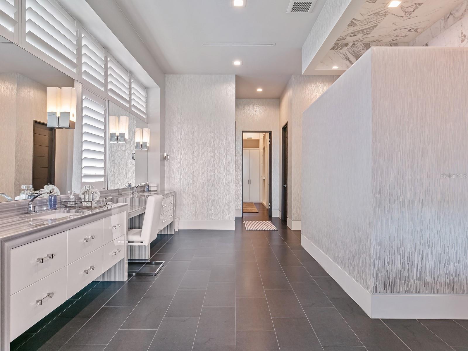 CASA DEL LAGO REP - Residential