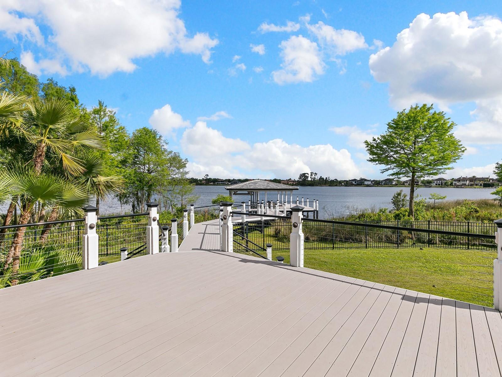 CASA DEL LAGO REP - Residential