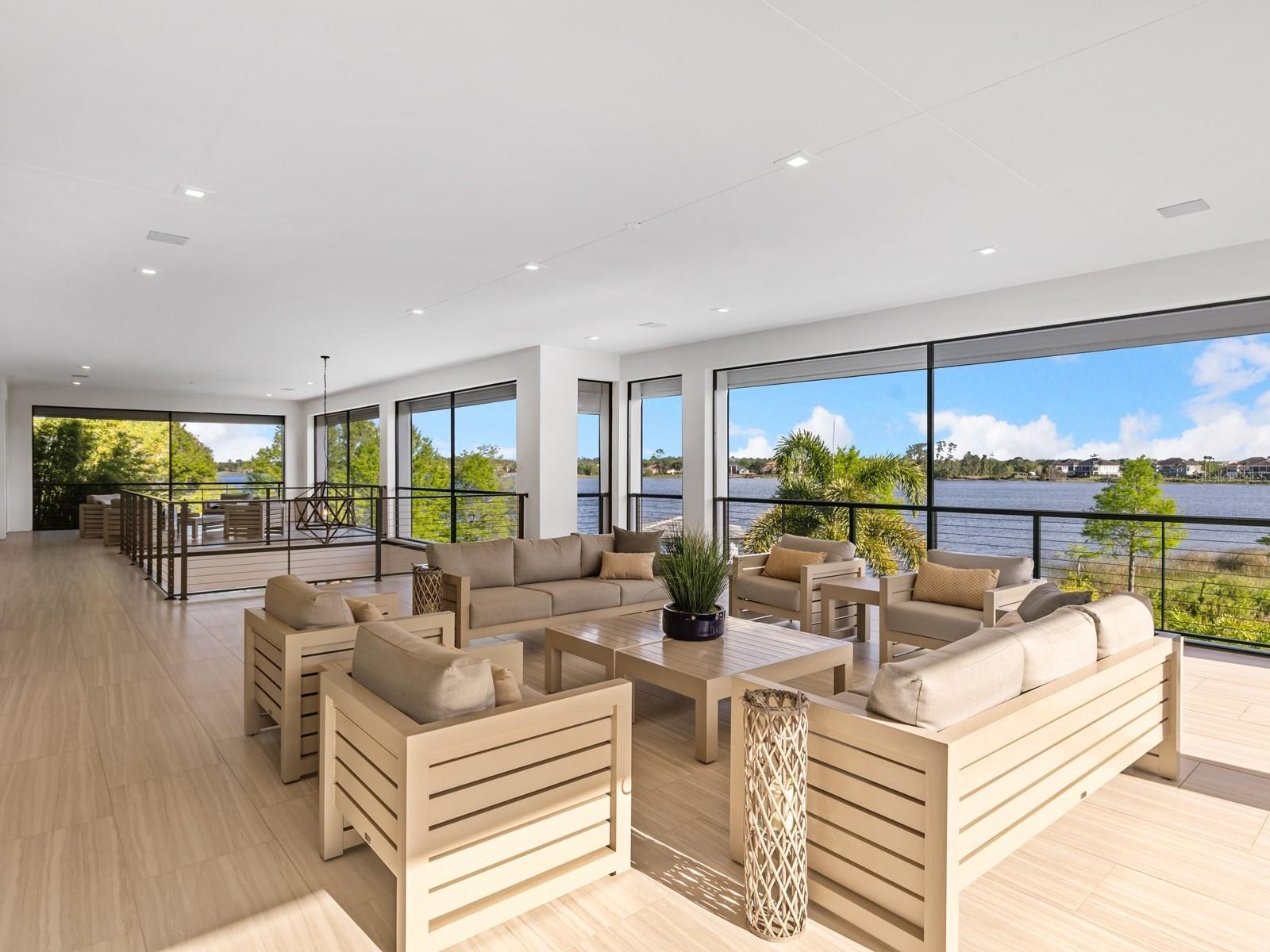 CASA DEL LAGO REP - Residential