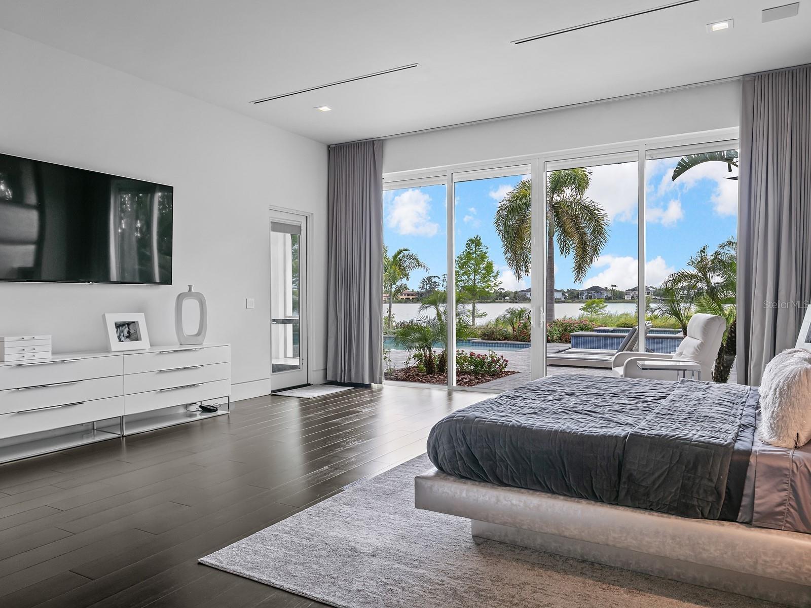 CASA DEL LAGO REP - Residential