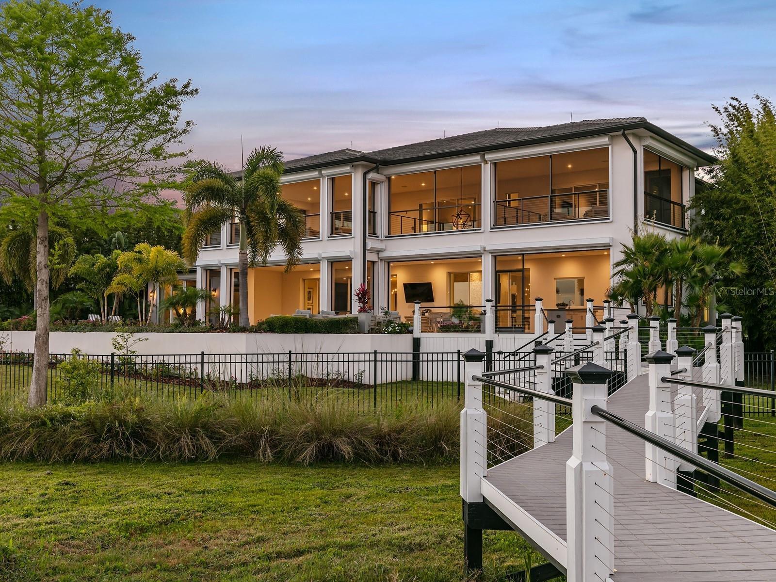 CASA DEL LAGO REP - Residential