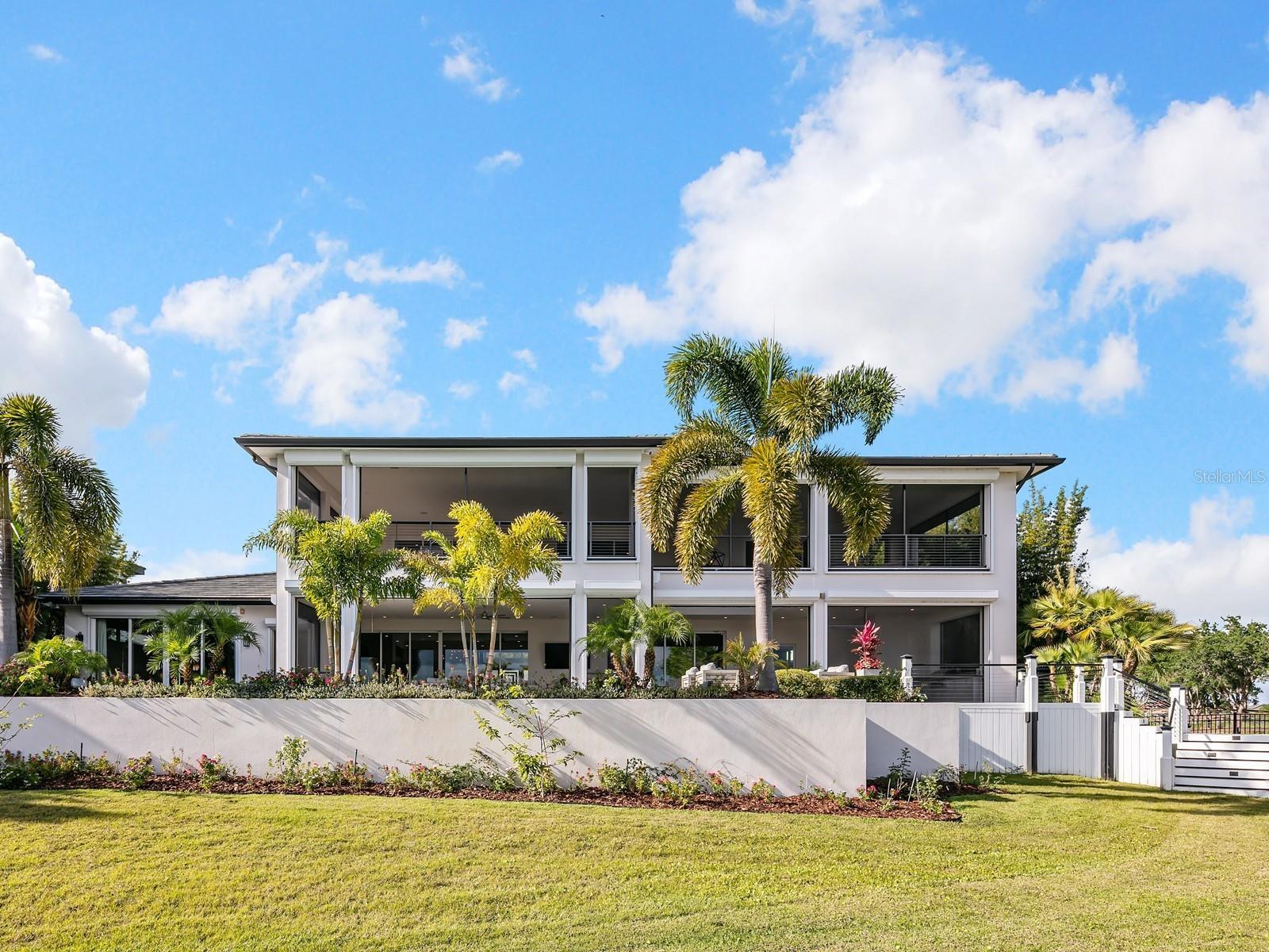 CASA DEL LAGO REP - Residential