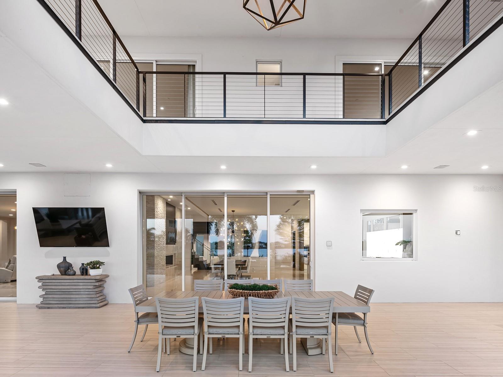 CASA DEL LAGO REP - Residential