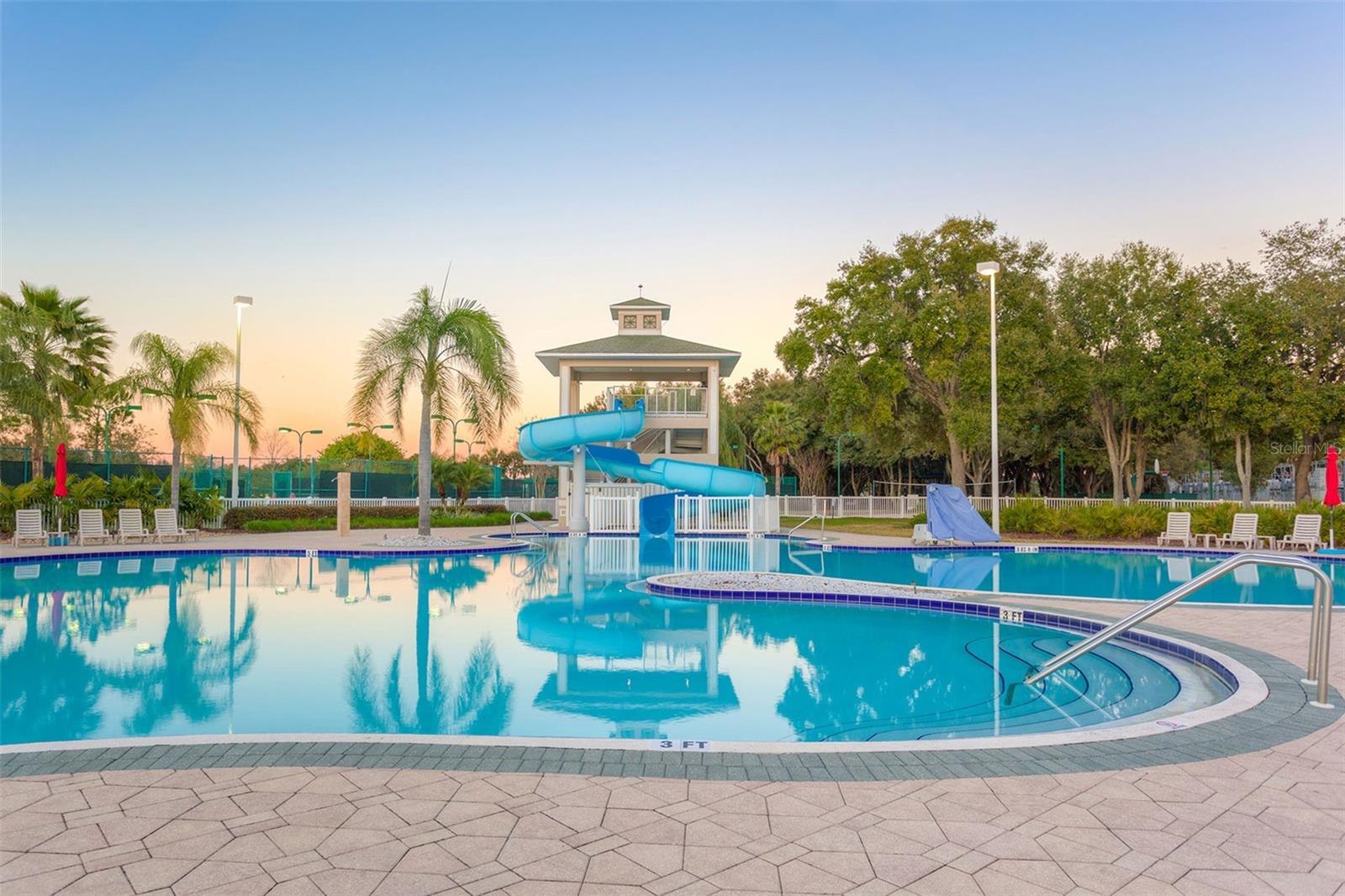 NASSAU POINTE TWNHOMES AT HERI - Residential Lease