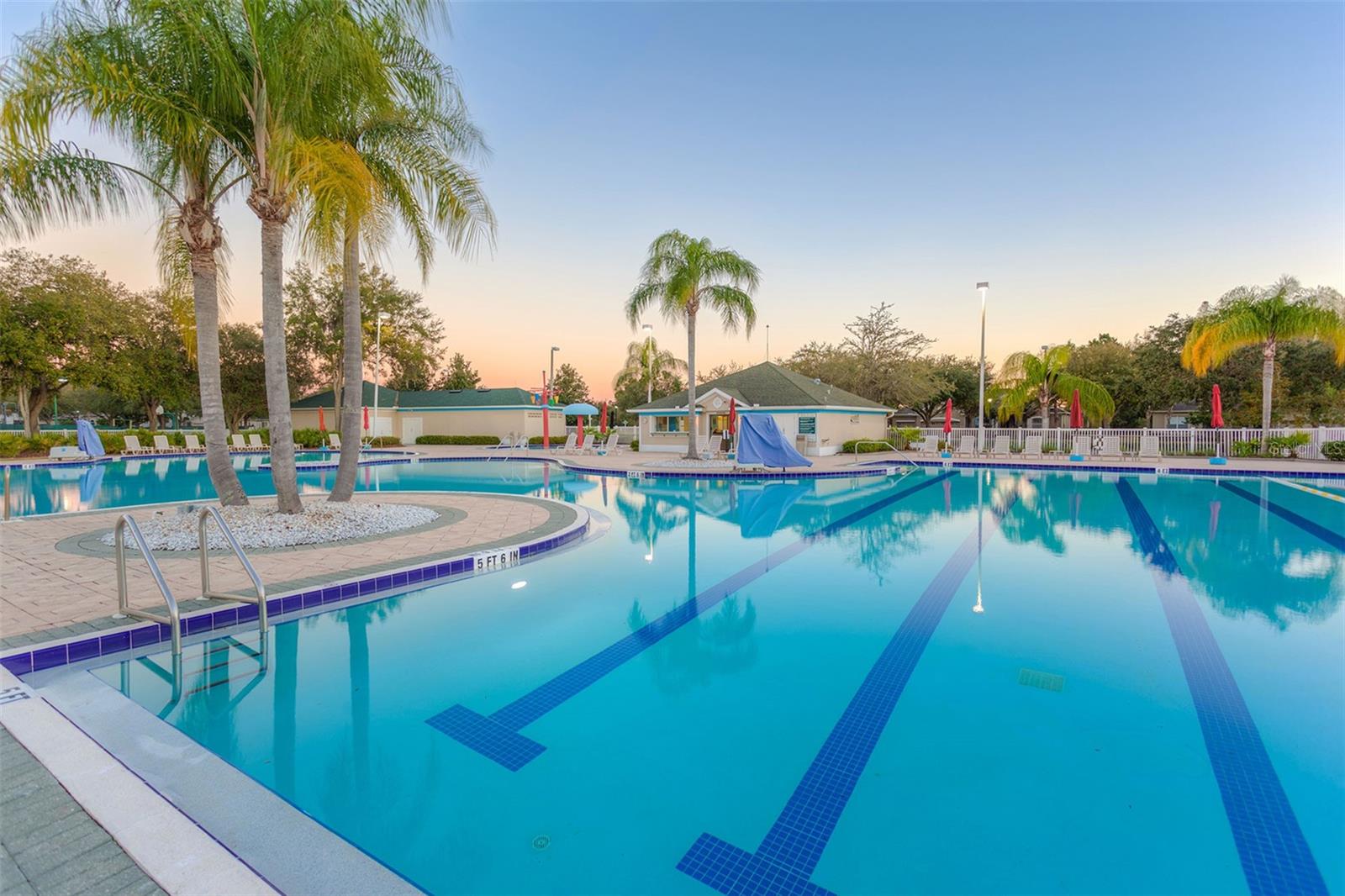 NASSAU POINTE TWNHOMES AT HERI - Residential Lease