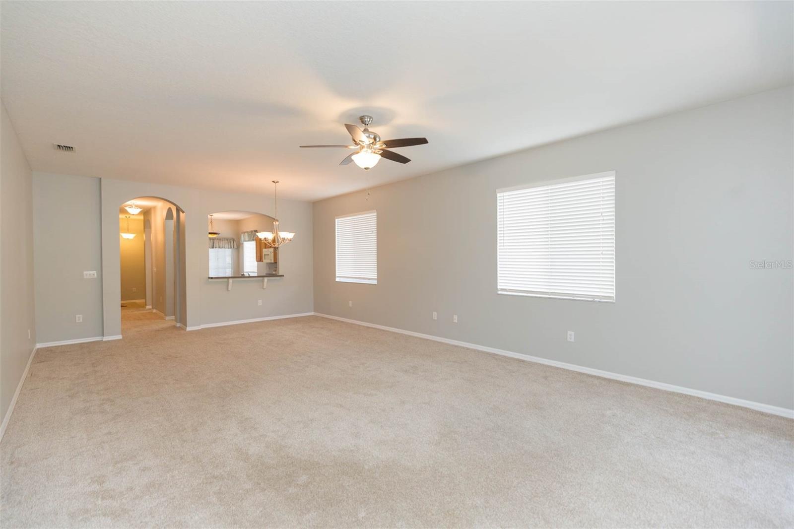 NASSAU POINTE TWNHOMES AT HERI - Residential Lease