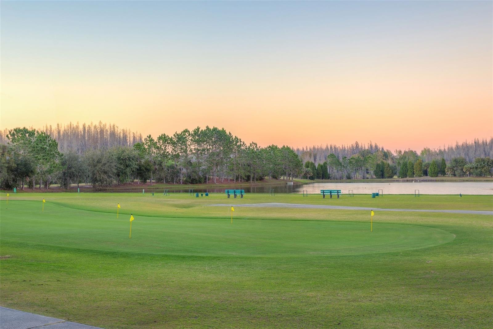 NASSAU POINTE TWNHOMES AT HERI - Residential Lease