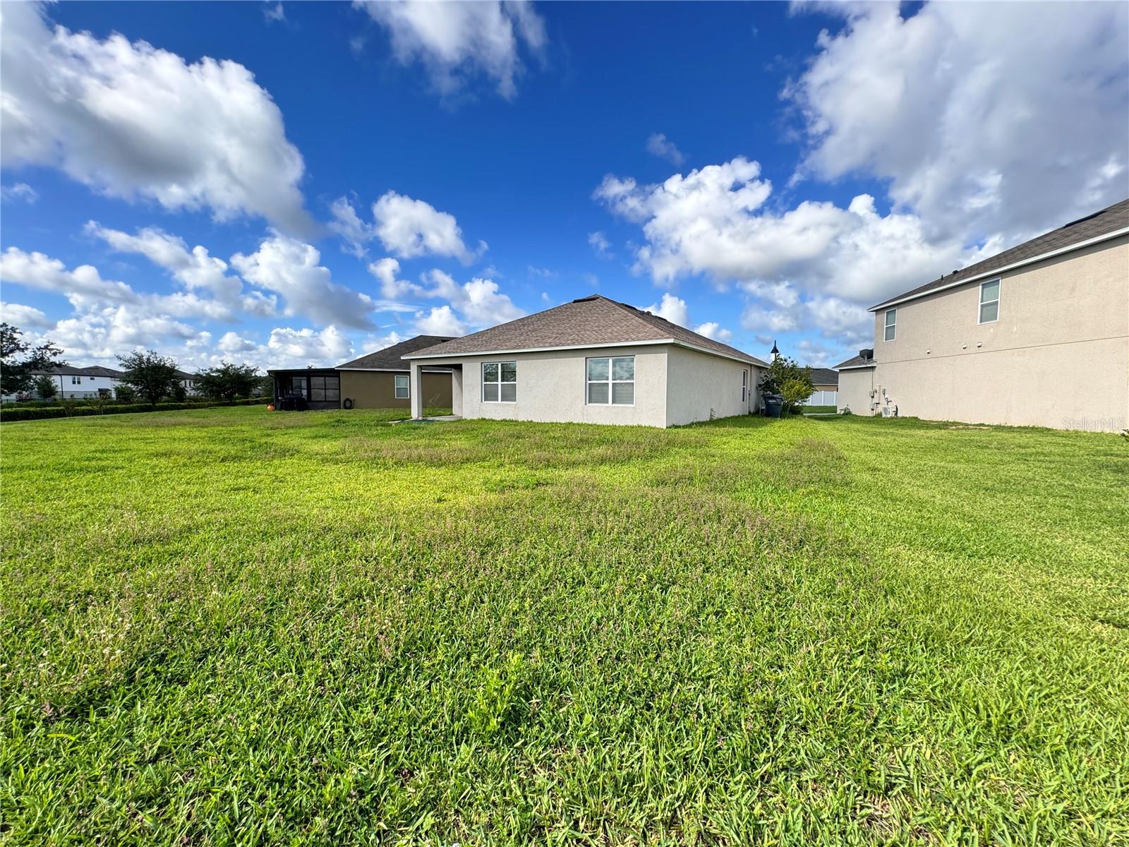 SUMMERS CORNER - Residential Lease