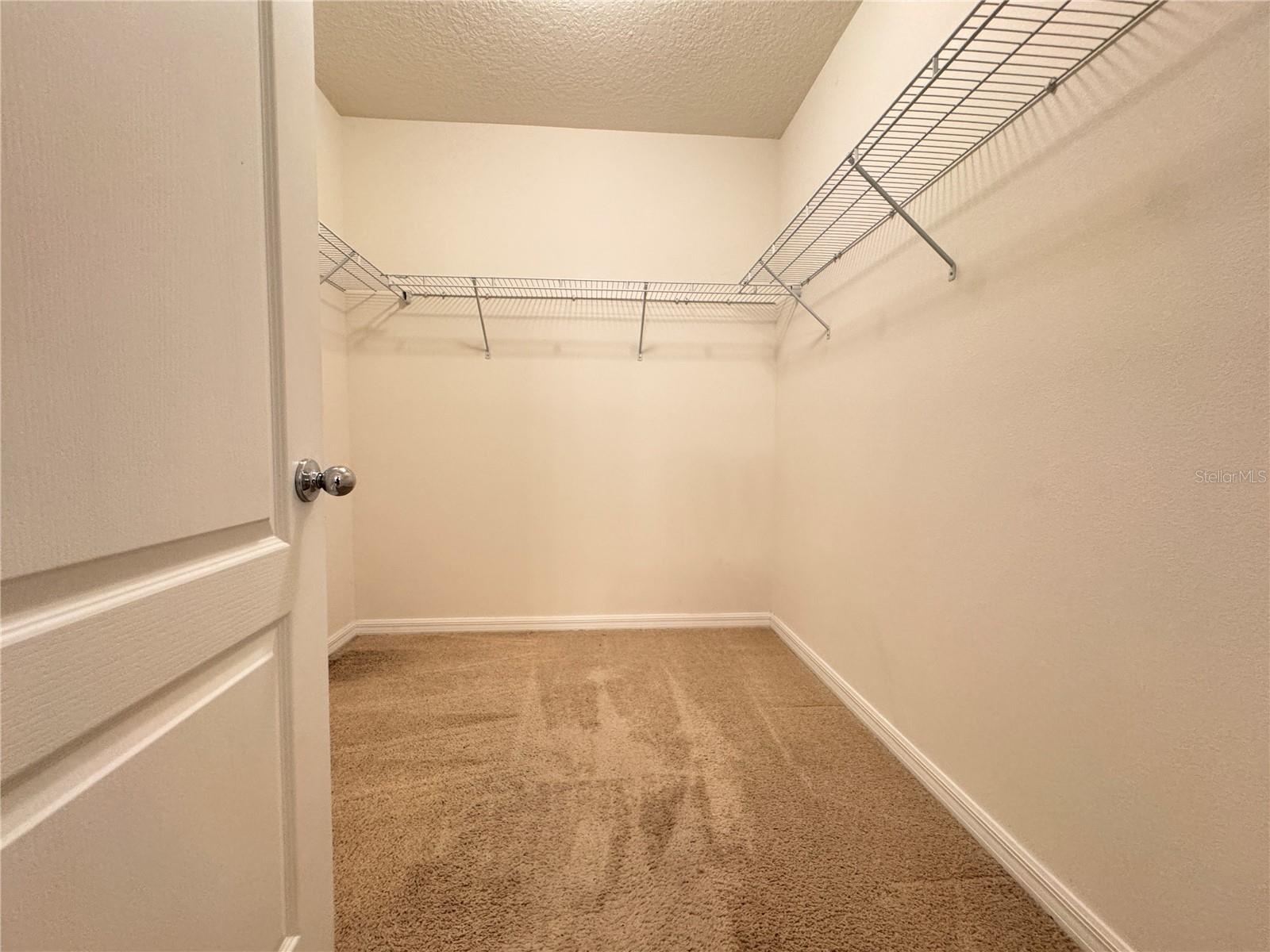 SUMMERS CORNER - Residential Lease