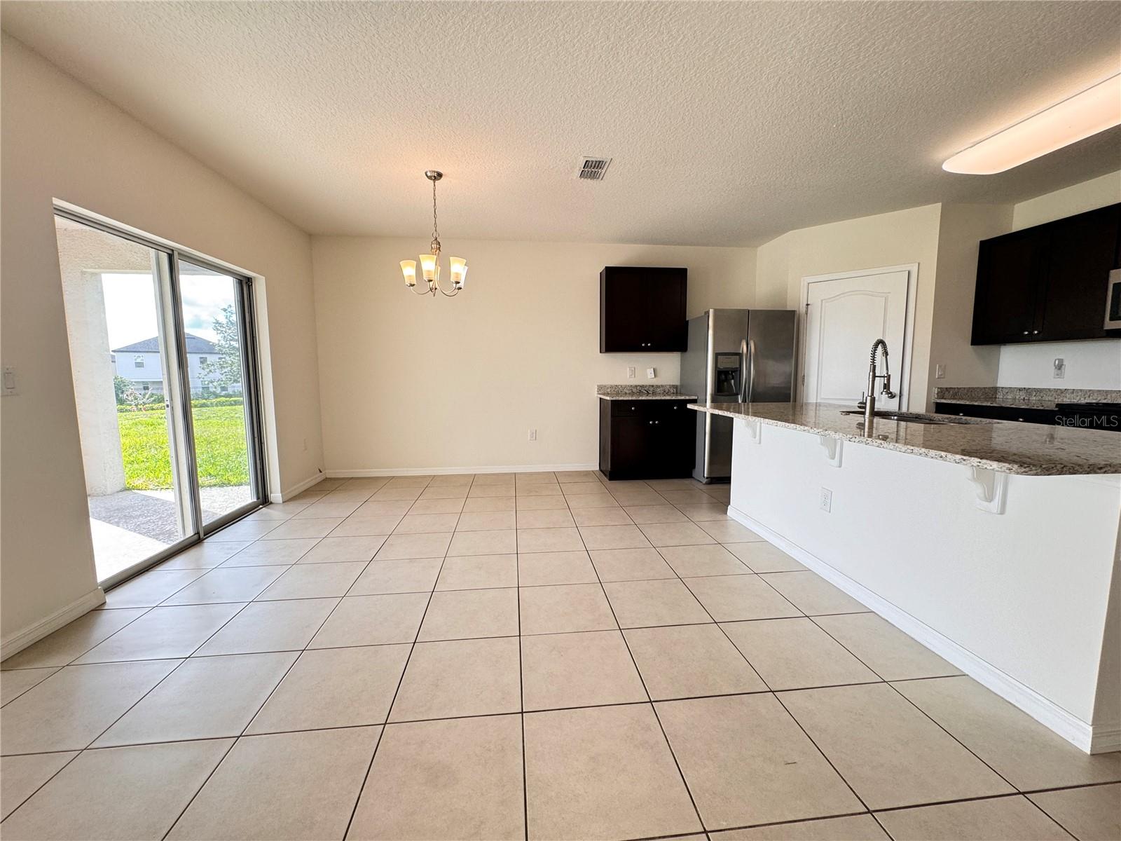 SUMMERS CORNER - Residential Lease