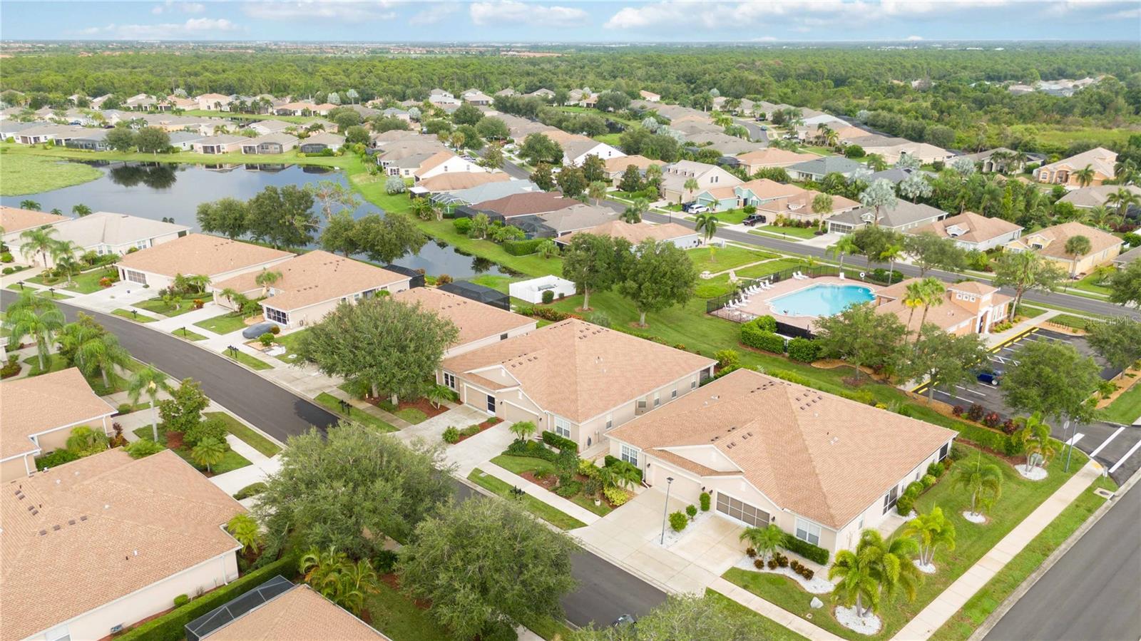 VENTURA VILLAGE - Residential