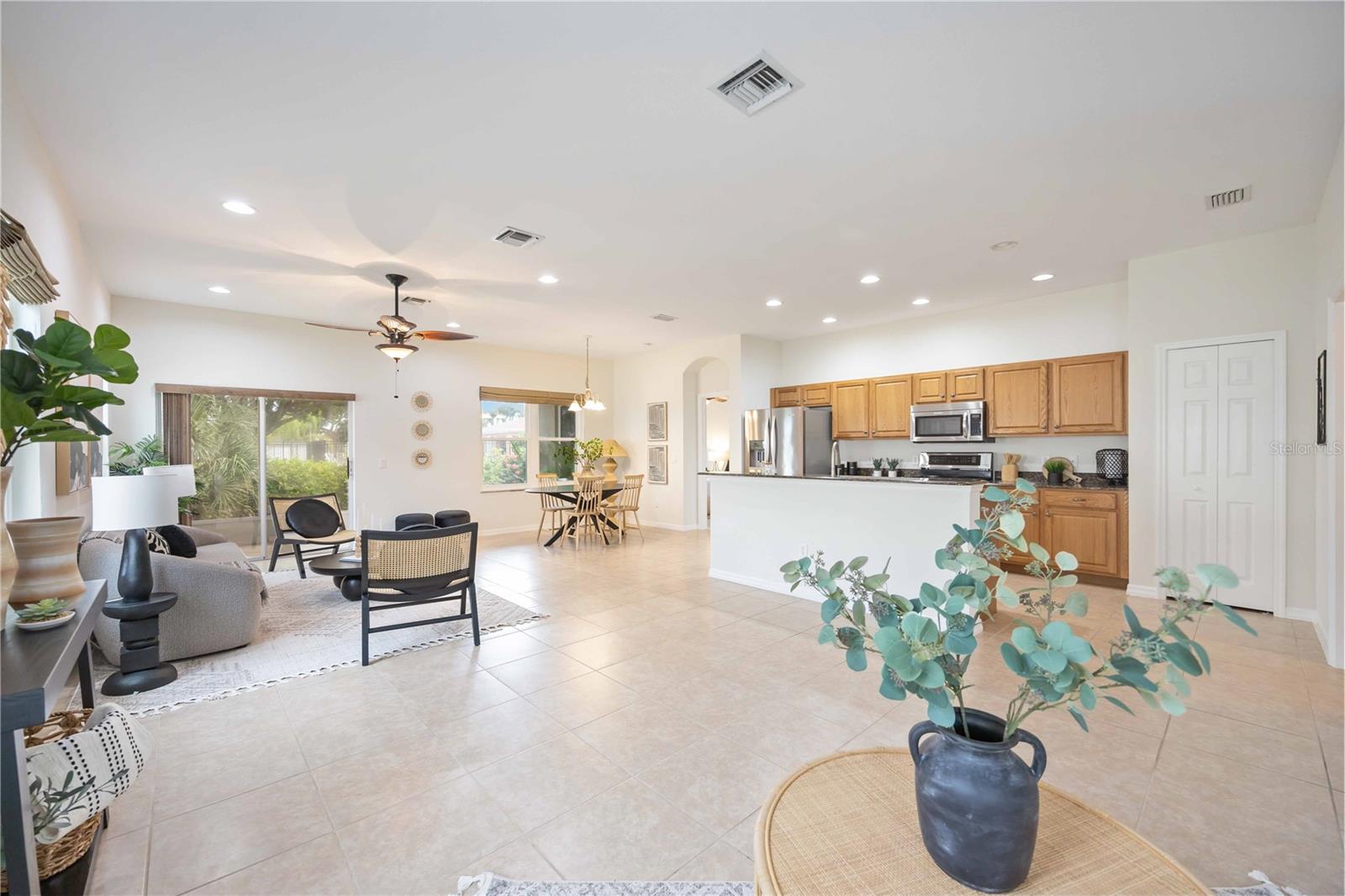 VENTURA VILLAGE - Residential