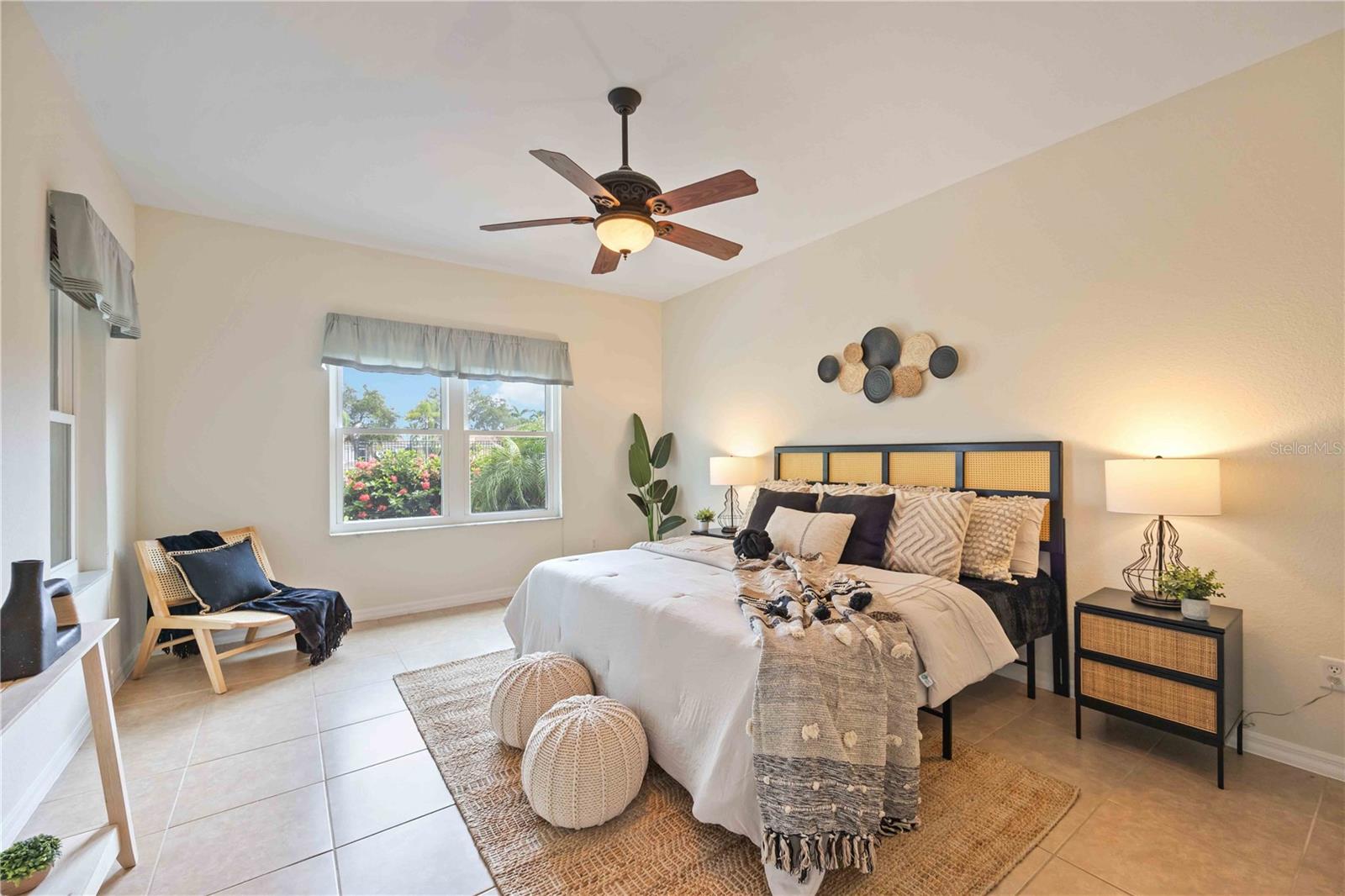 VENTURA VILLAGE - Residential
