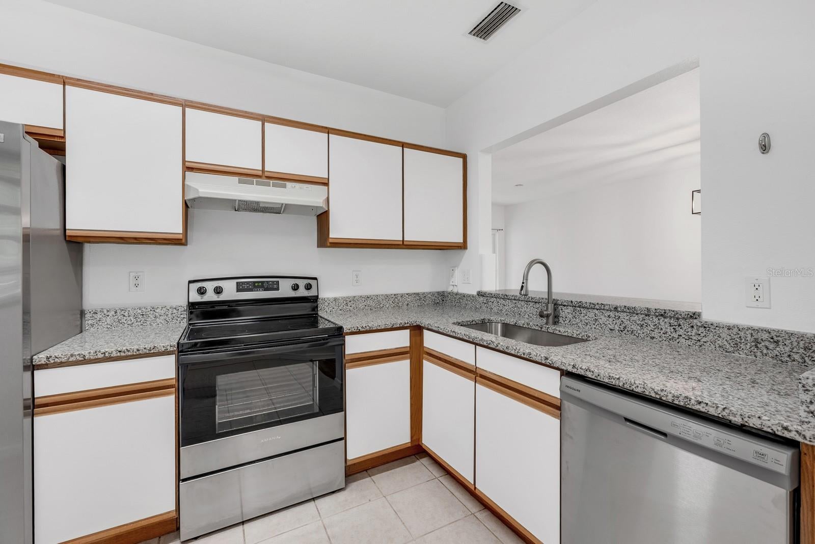 6014 PORTSDALE PLACE 202