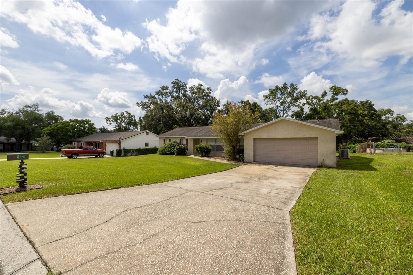 804 STRAWBERRY LANE