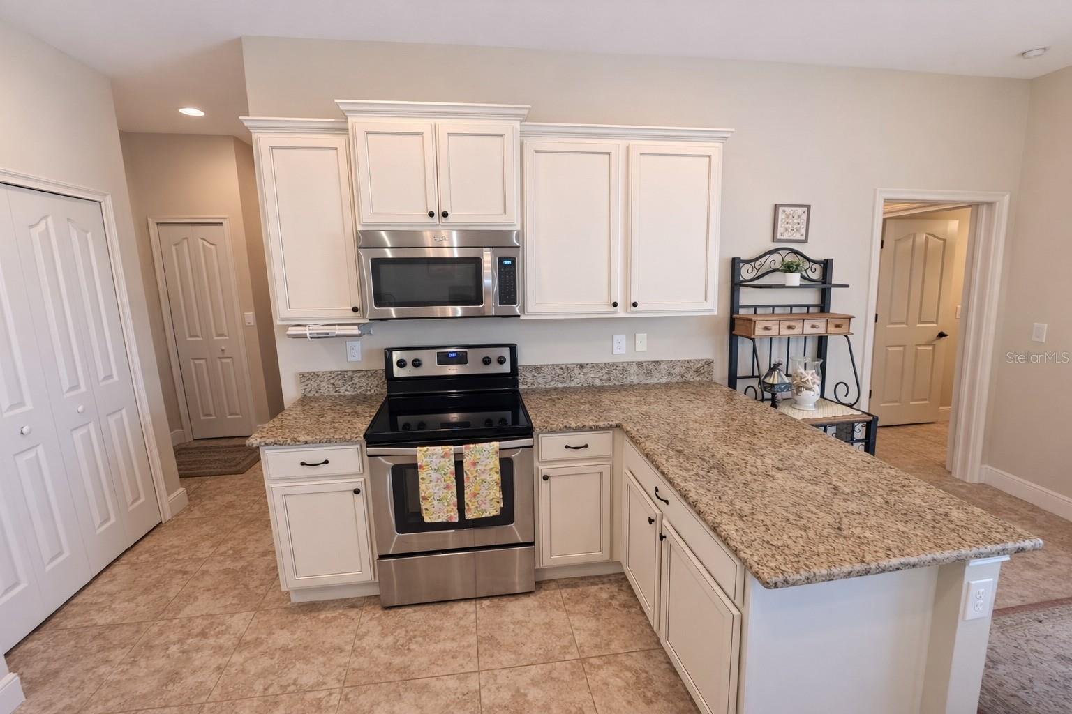 ROTONDA SANDS - Residential