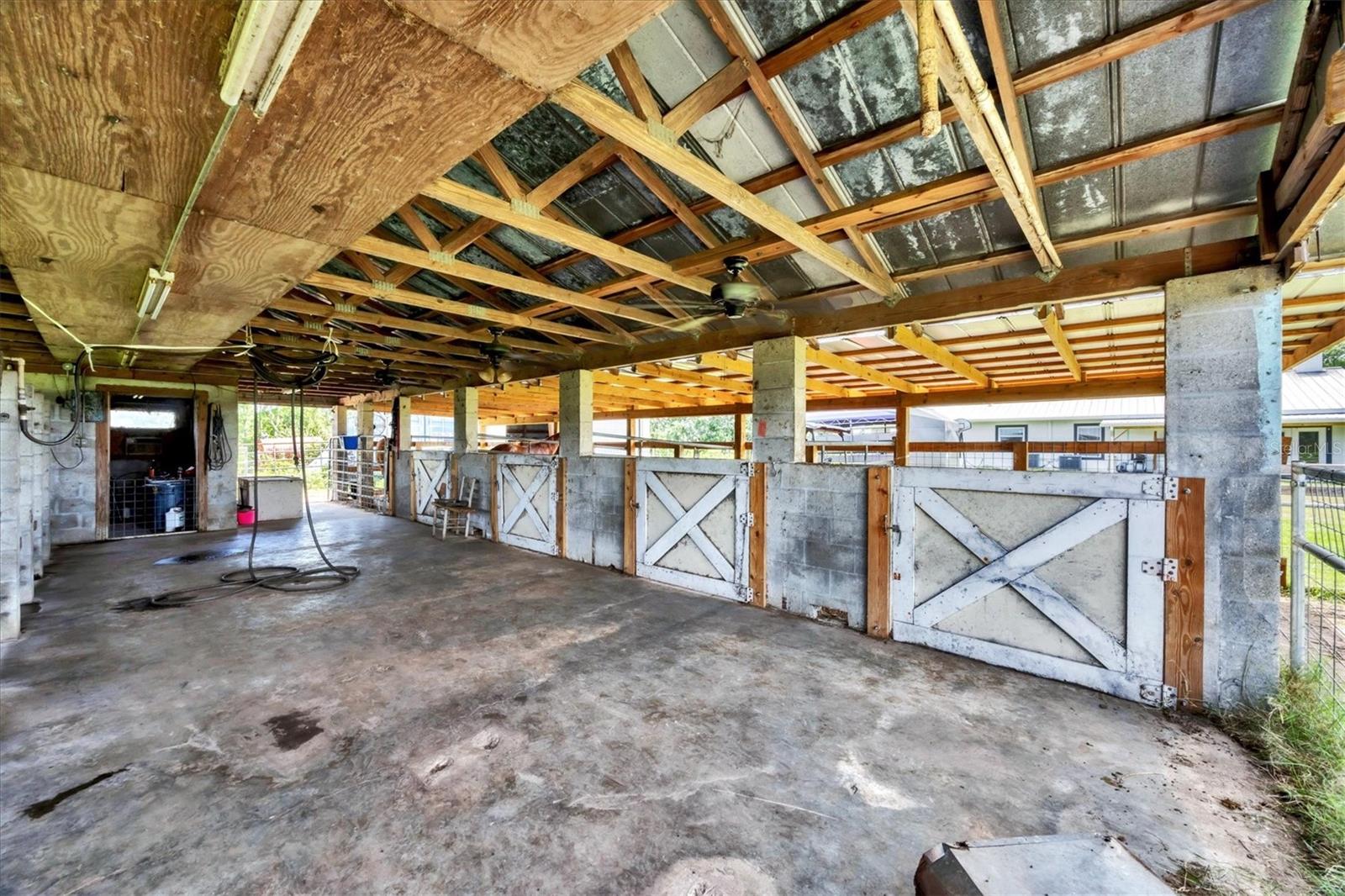 ACREAGE - Residential