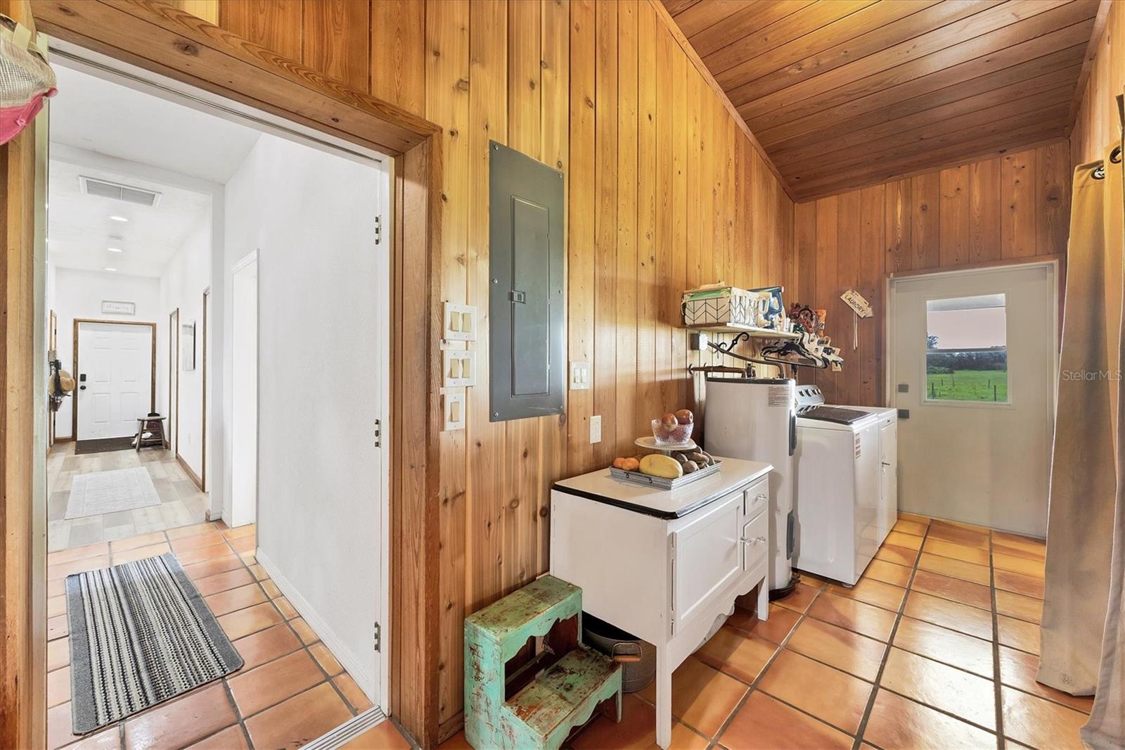ACREAGE - Residential