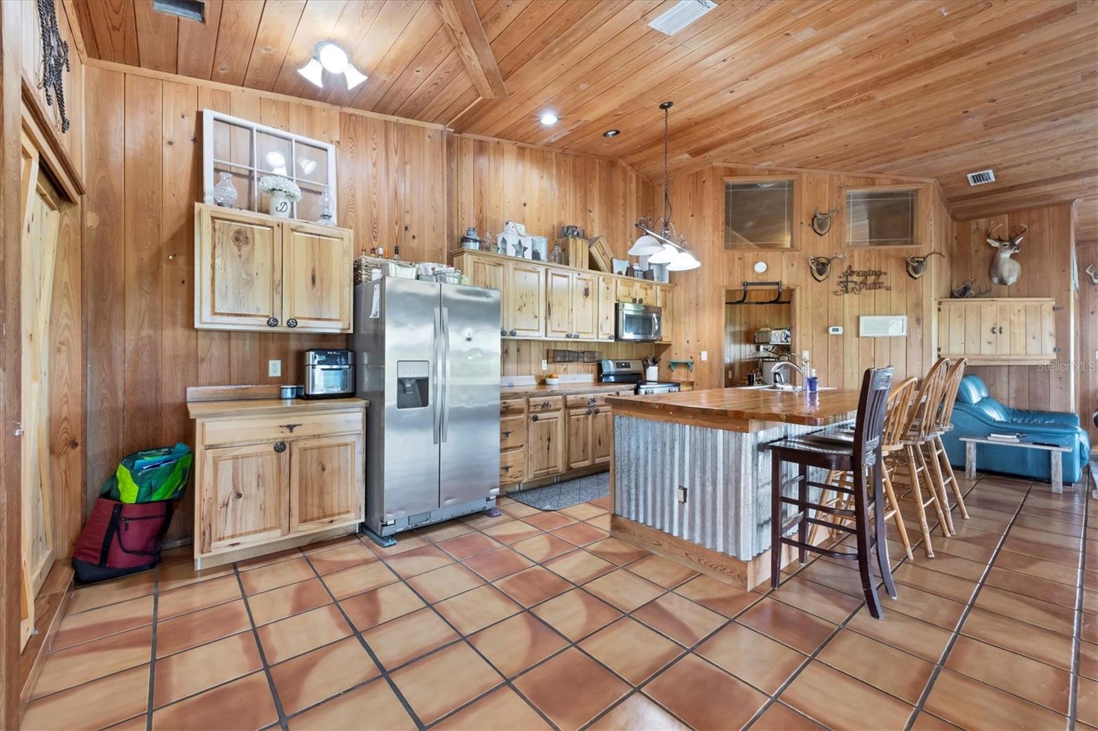 ACREAGE - Residential