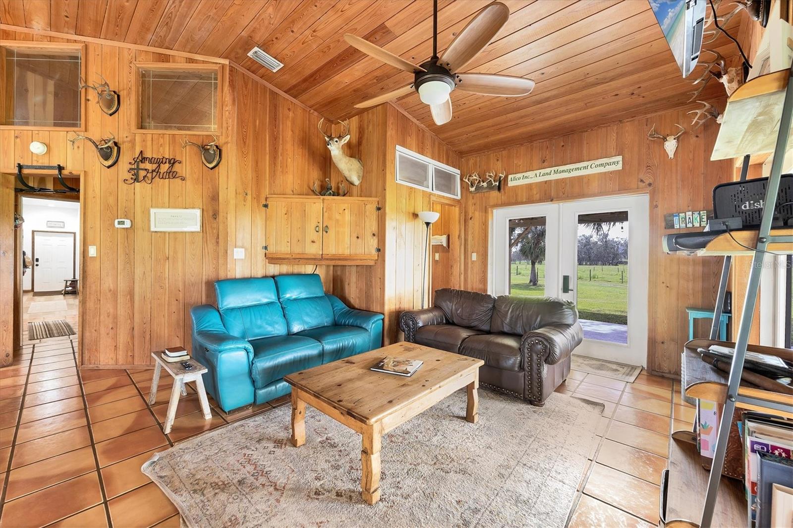 ACREAGE - Residential