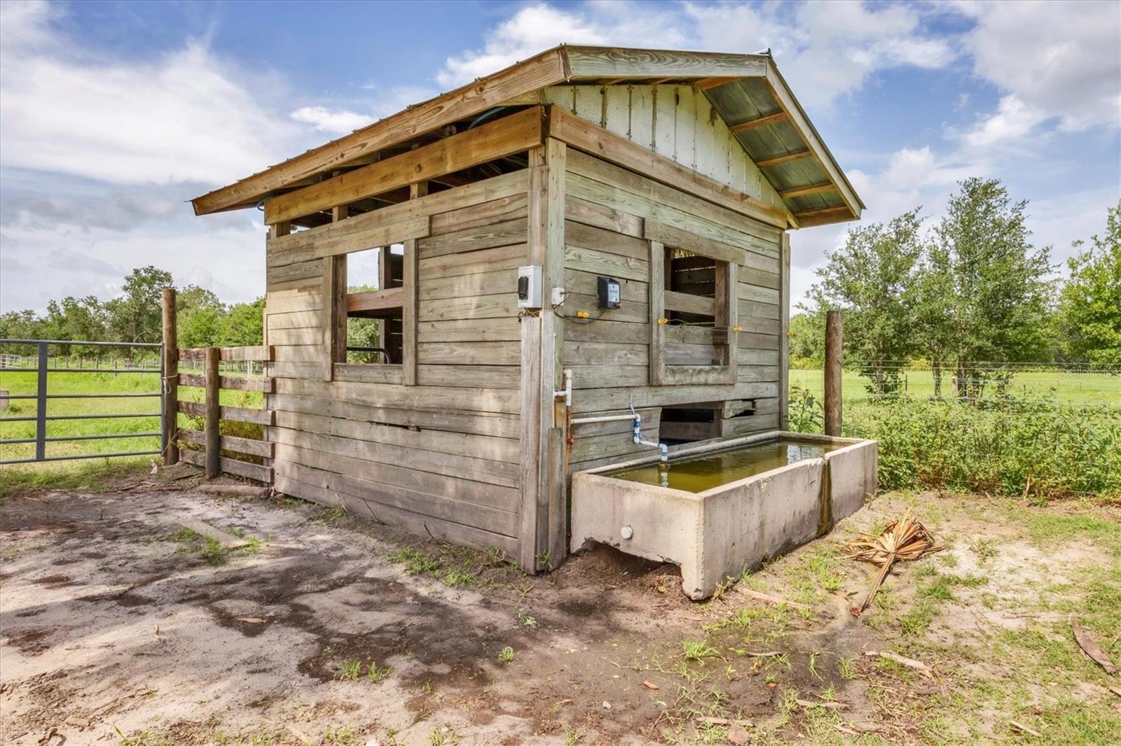 ACREAGE - Residential