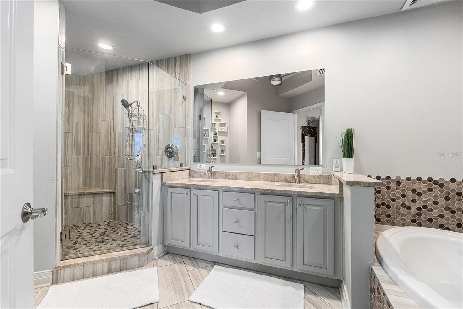 TOWERS OF CHANNELSIDE CONDOMIN - Residential Lease