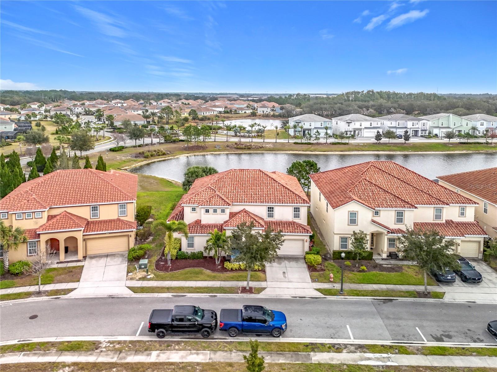 6156 BROAD OAK DRIVE