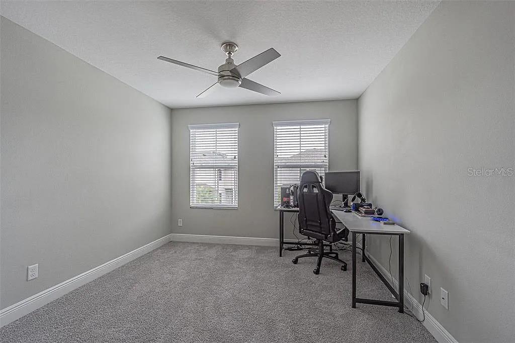TOWNS AT BELLEAIR GROVE - Residential Lease