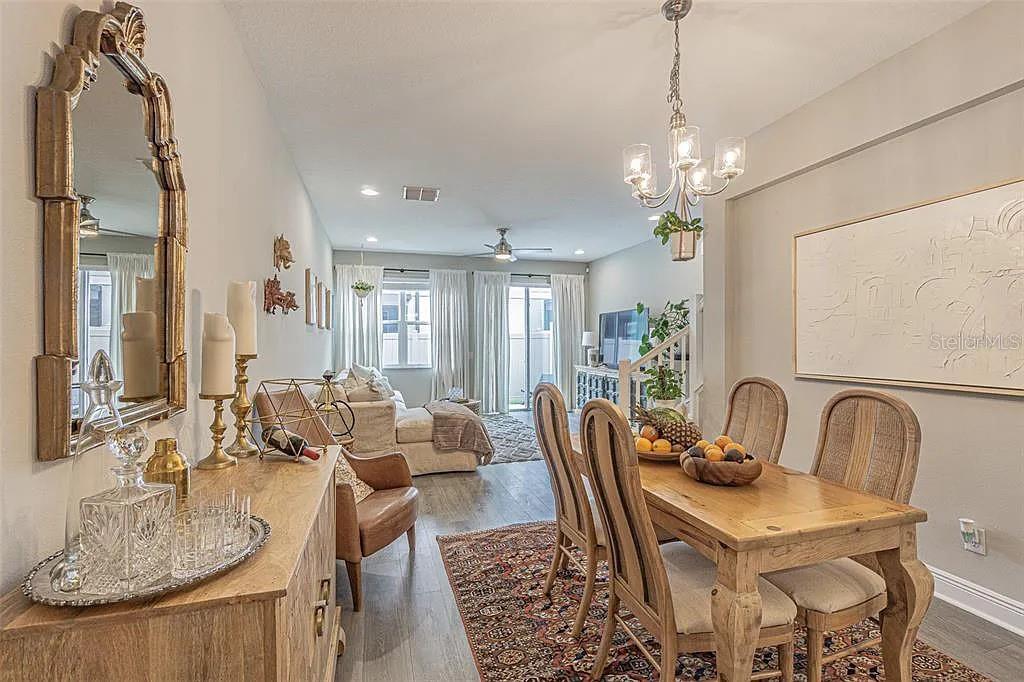 TOWNS AT BELLEAIR GROVE - Residential Lease