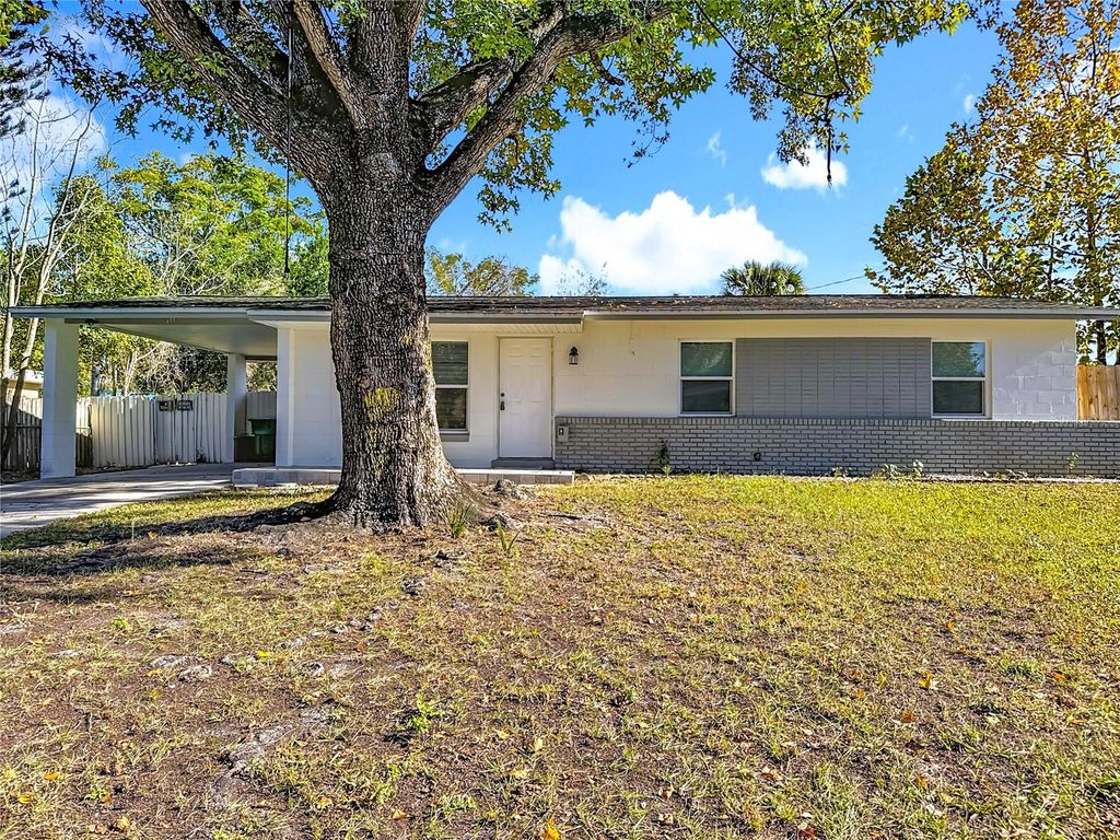 Photo of 111 N Fairfax Avenue, Winter Springs, FL 32708 (MLS # O6367411)