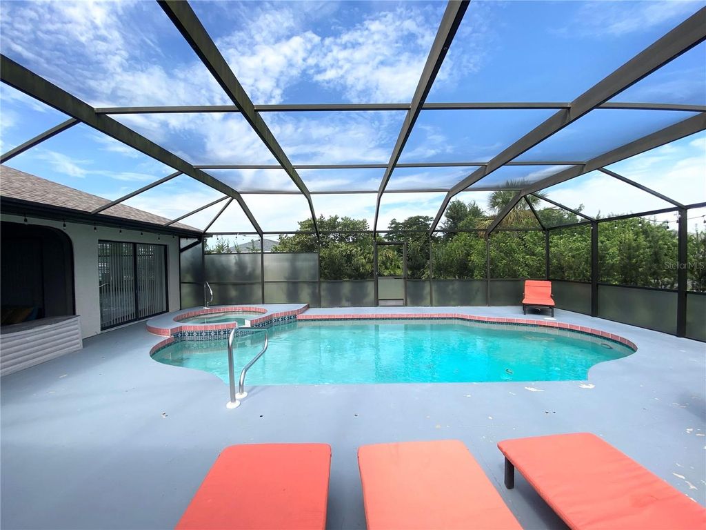 Photo of 10194 Thames Avenue, Englewood, FL 34224 (MLS # A4664490)