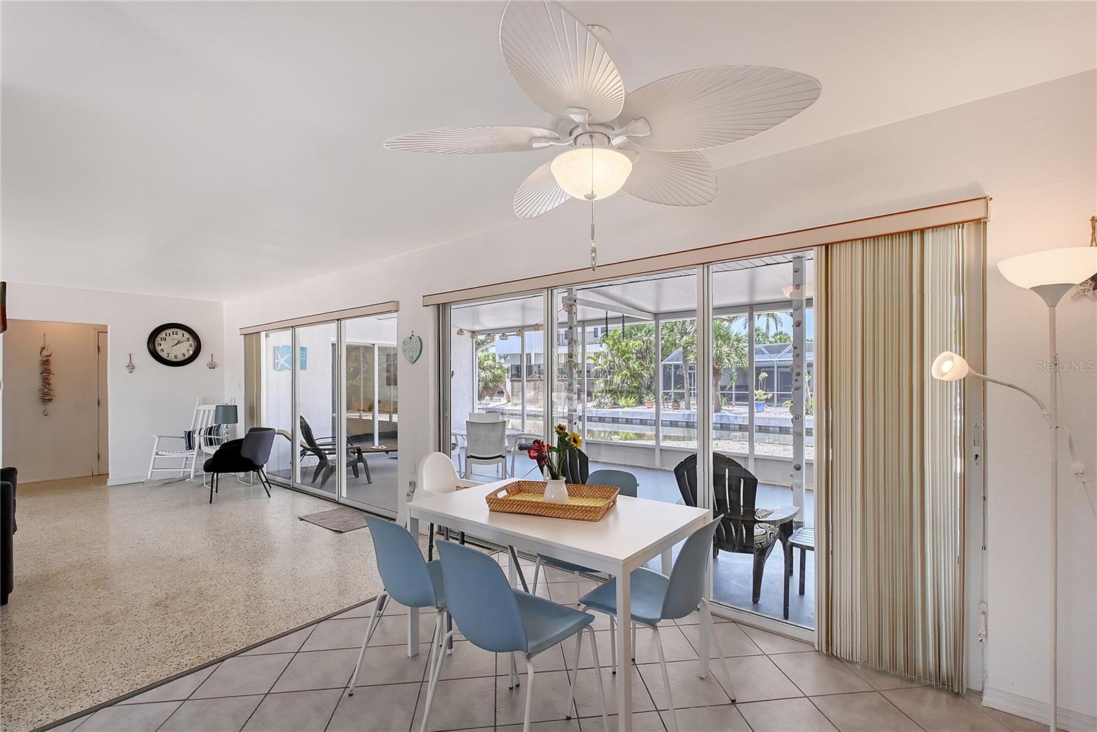 SIESTA MANOR SEC 1 - Residential